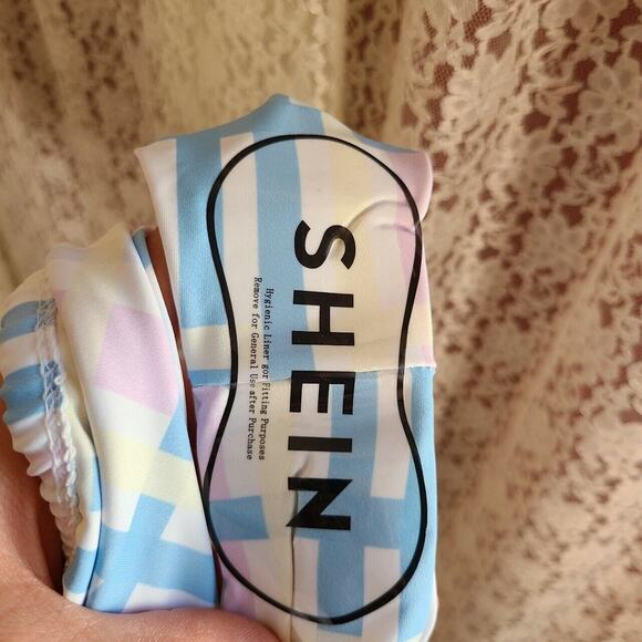 Nwt shein pastel plaid brief tie bottom bikiniSize medium - Picture 7 of 9